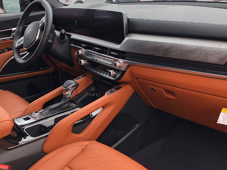 Telluride interior in Conway, AR