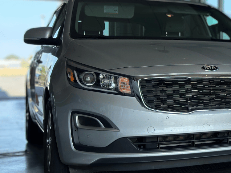 Get an oil change at Crain Kia of Conway