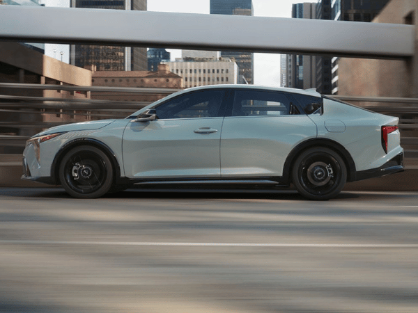 All-New K4 GT-Line Side Exterior