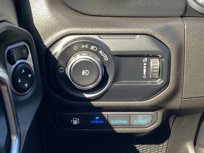 2023 Jeep Wrangler Sahara 4xe - REMOTE START / APPLE CARPLAY