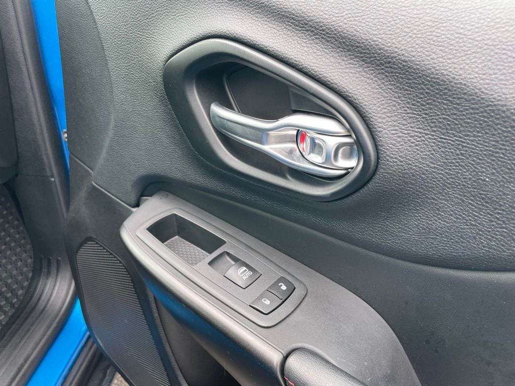 2020 Jeep Cherokee Trailhawk - REMOTE START / APPLE CARPLAY