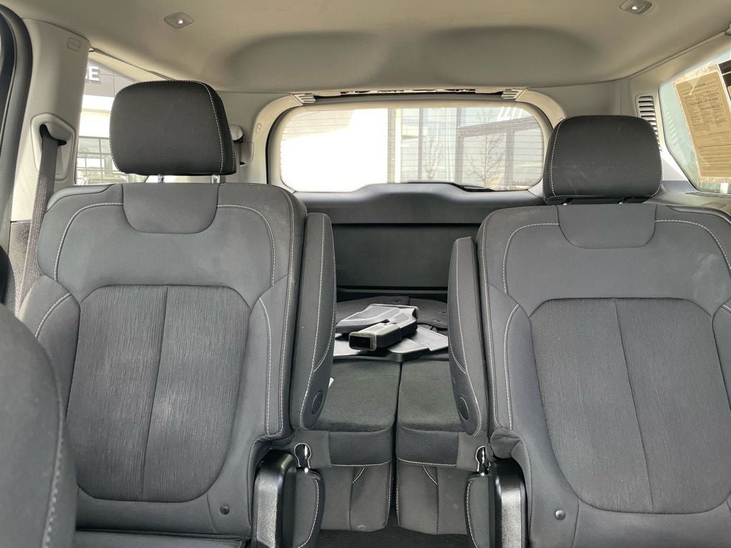 2023 Jeep Grand Cherokee L Laredo - POWER LIFTGATE / WIRELESS CHARGING PAD