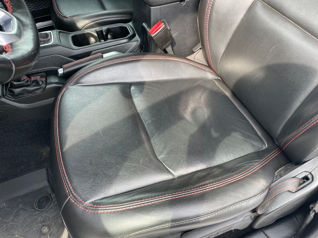 2021 Jeep Gladiator Rubicon - OVERLAND WINDSHIELD GUARD / TOW PKG