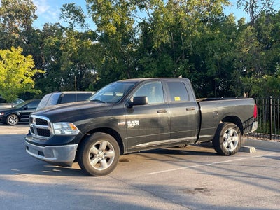 2019 RAM 1500 Classic Tradesman - IT'S GOT A HEMI!!! / 1-OWNER