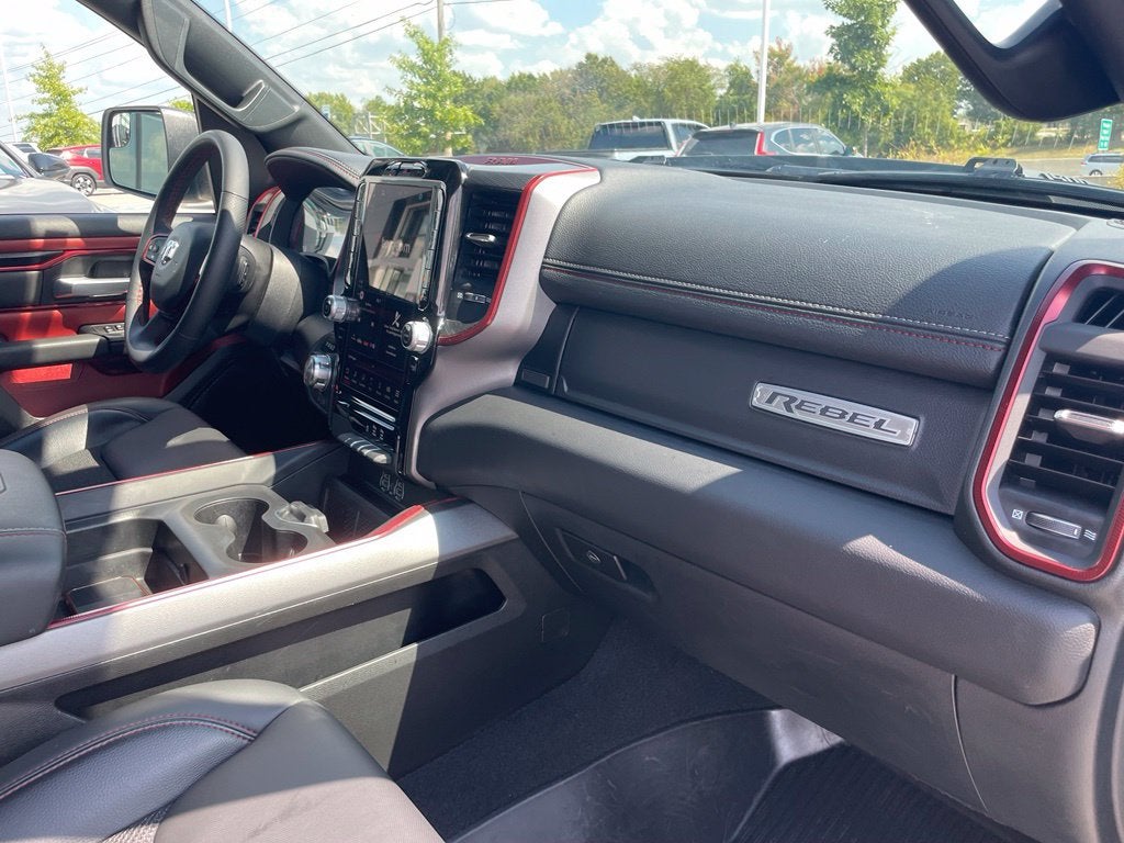 2026 RAM 1500 Rebel - POWER TAILGATE / POWER MIRRORS