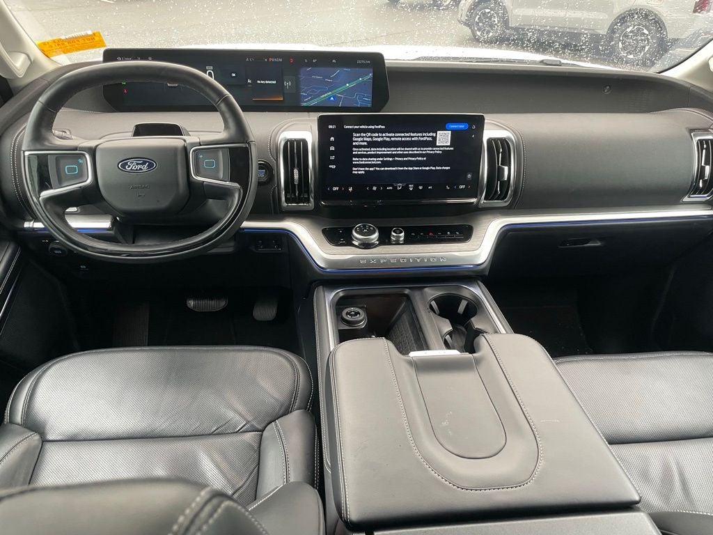 2025 Ford Expedition Max Platinum - BLUECRUISE EQUIPPED / AMBIENT LIGHTING