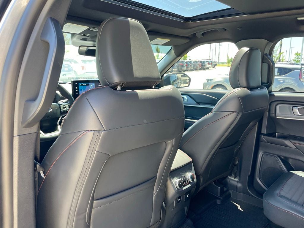 2026 Ford Explorer ST-Line - AMBIENT LIGHTING / BLUECRUISE EQUIPPED