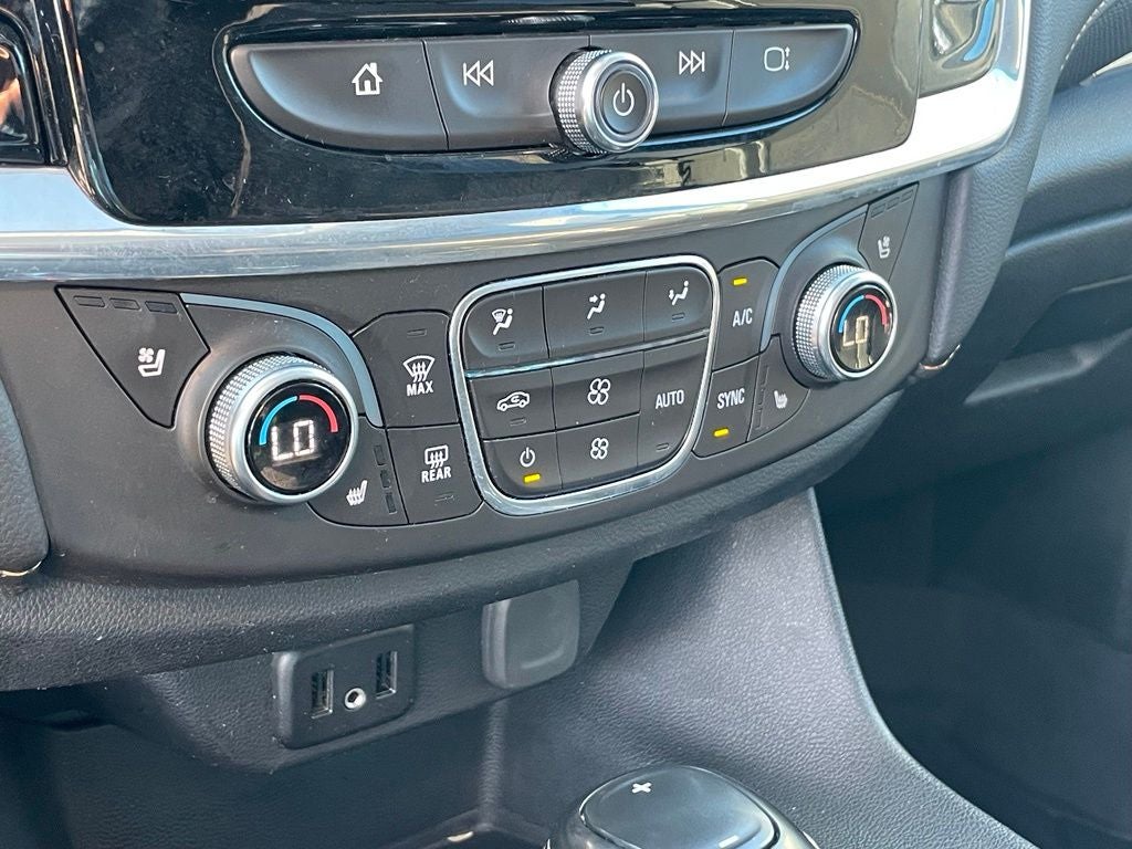 2018 Chevrolet Traverse Premier - SKYSCAPE POWER SUNROOF / VENTILATED SEATS