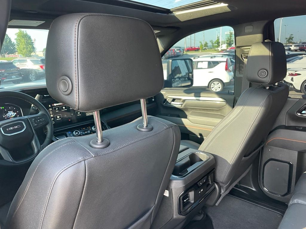 2026 GMC Sierra 2500HD AT4 - POWER SUNROOF / POWER ASSIST STEPS
