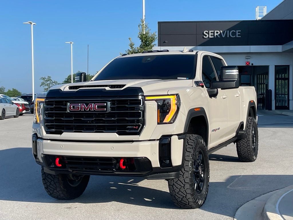 2026 GMC Sierra 2500HD AT4 - POWER SUNROOF / POWER ASSIST STEPS