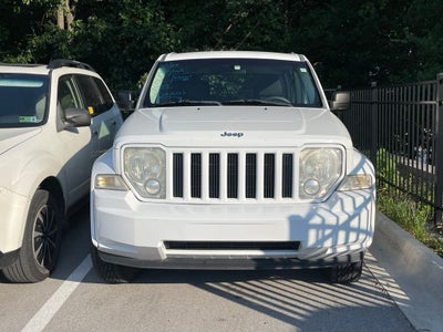 2011 Jeep Liberty Sport - V6 / CD PLAYER