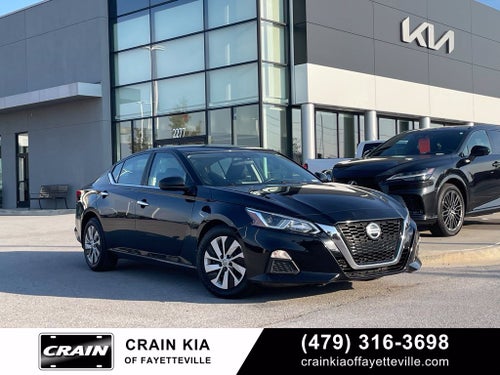 2020 Nissan Altima 2.5 S - 39 MPG / APPLE CARPLAY