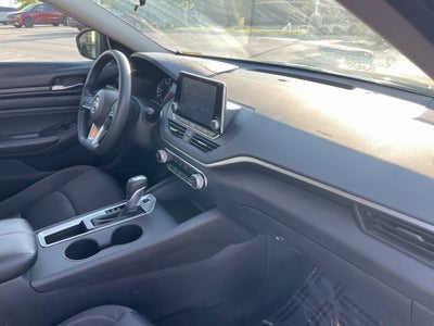 2020 Nissan Altima 2.5 S - 39 MPG / APPLE CARPLAY