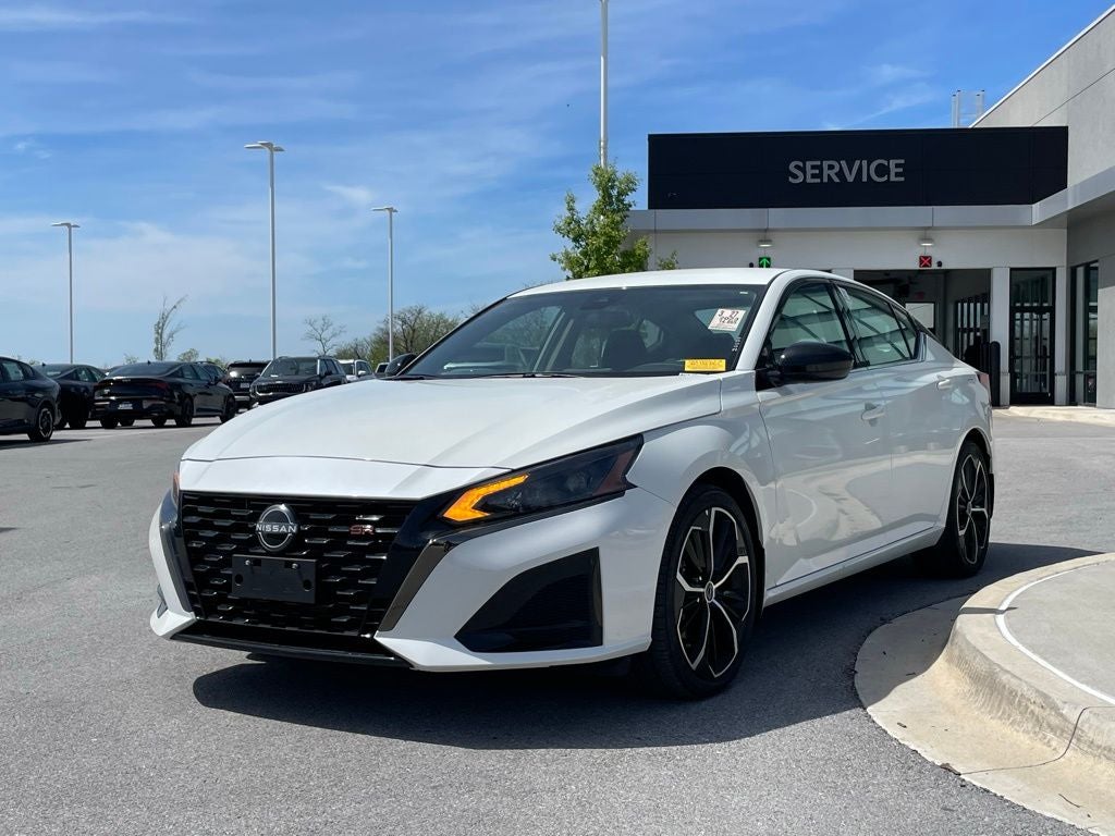 2023 Nissan Altima 2.5 SR