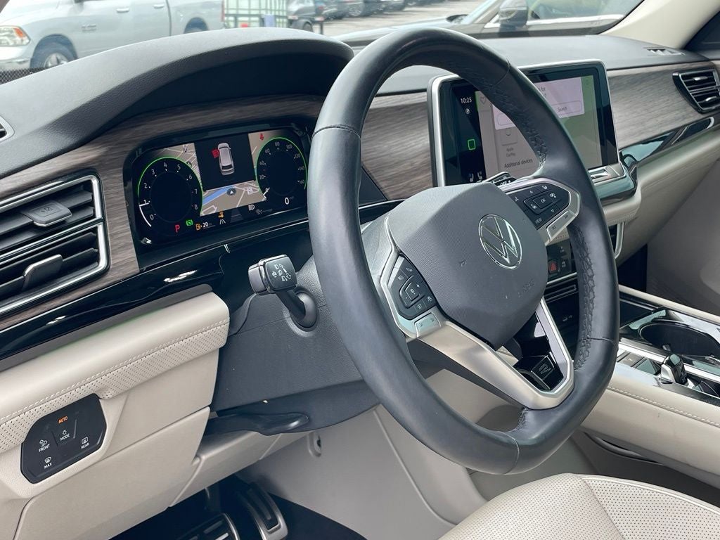 2024 Volkswagen Atlas 2.0T SEL Premium R-Line - VENTILATED SEATS