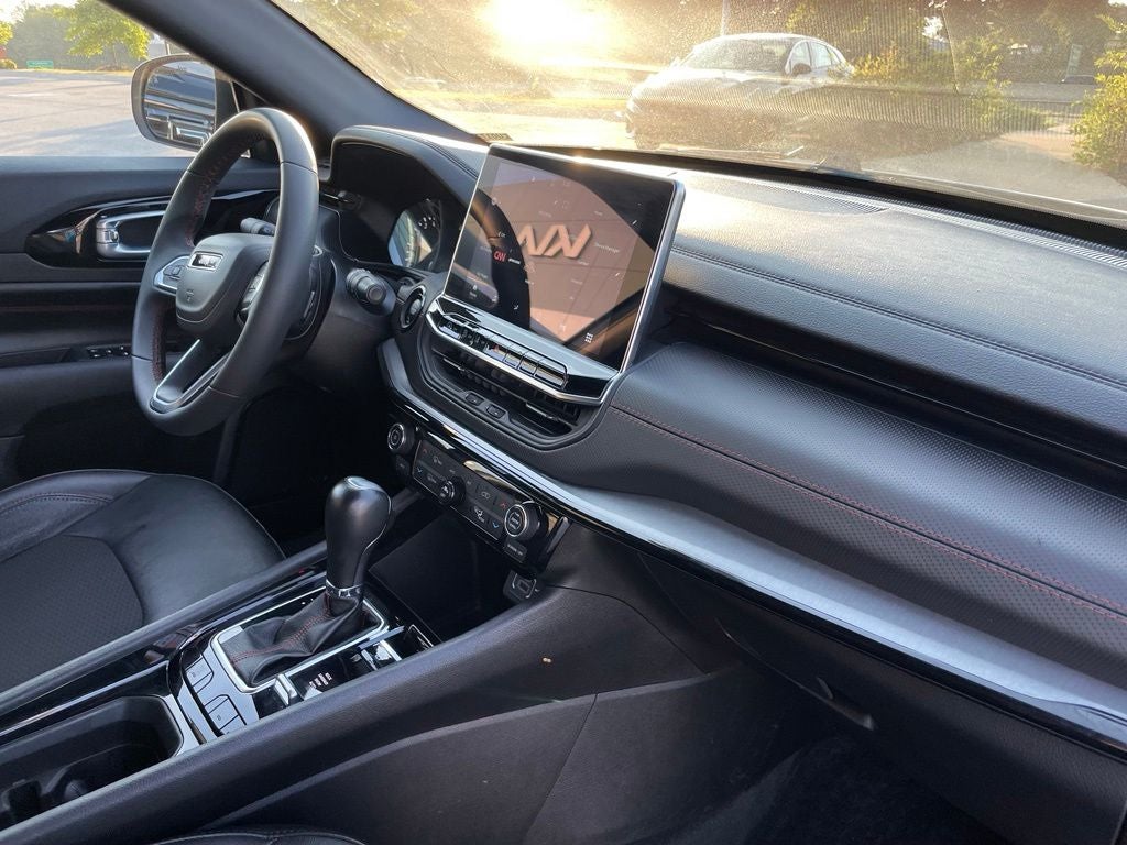 2025 Jeep Compass Trailhawk - APPLE CARPLAY / ADAPTIVE CRUISE