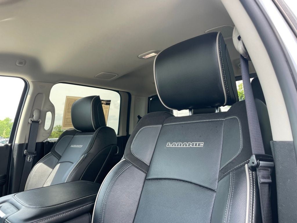 2024 RAM 2500 Laramie - REMOTE TAILGATE RELEASE / BLIND SPOT MONITOR