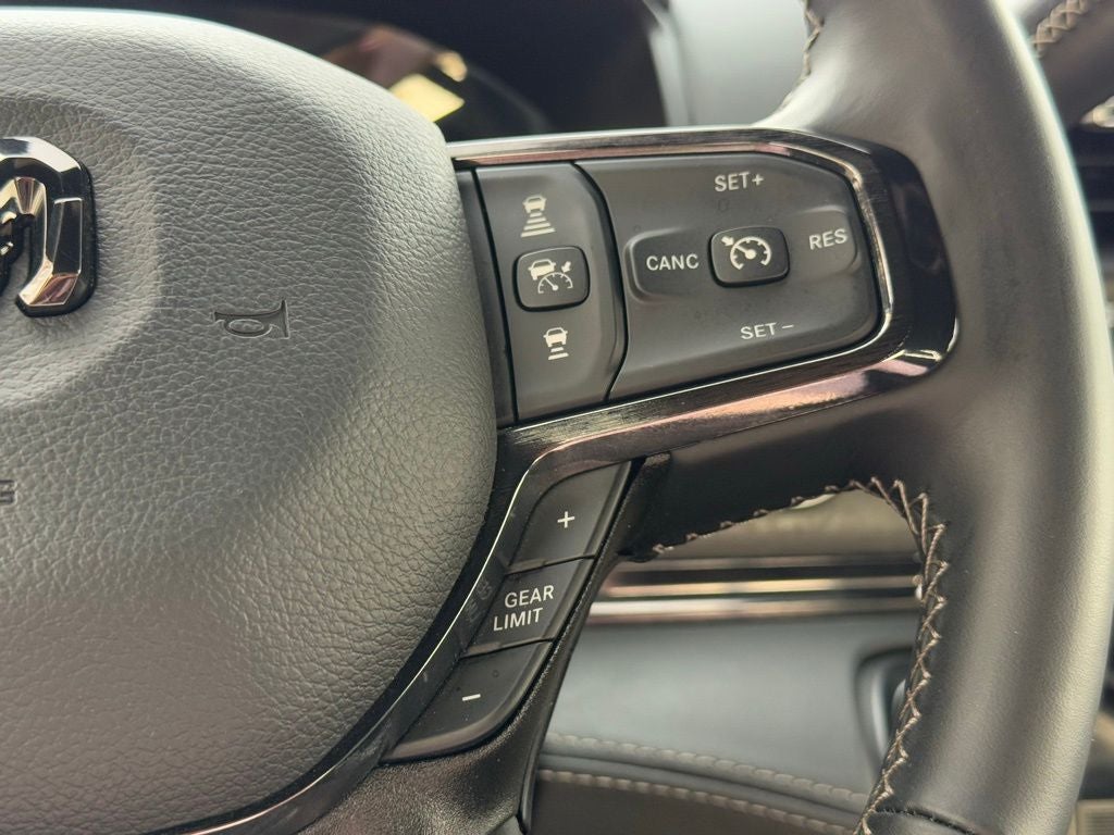 2024 RAM 2500 Limited - POWER RUNNING BOARDS / ADAPTIVE CRUISE