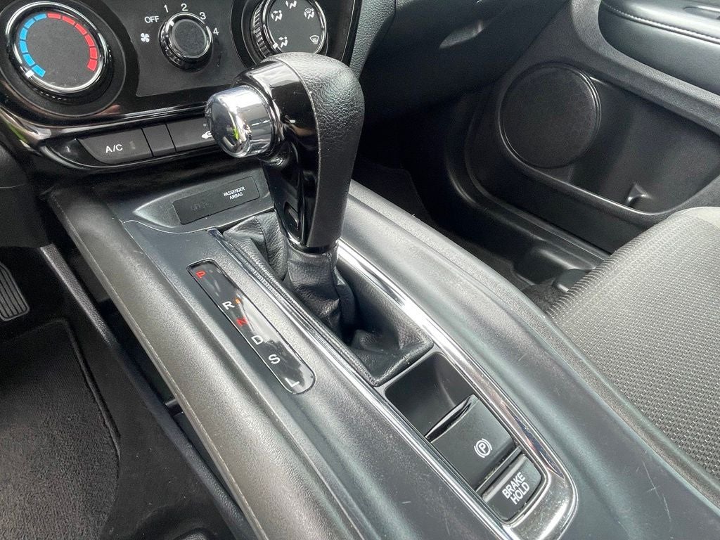 2022 Honda HR-V LX - 34 MPG / CLEAN CARFAX