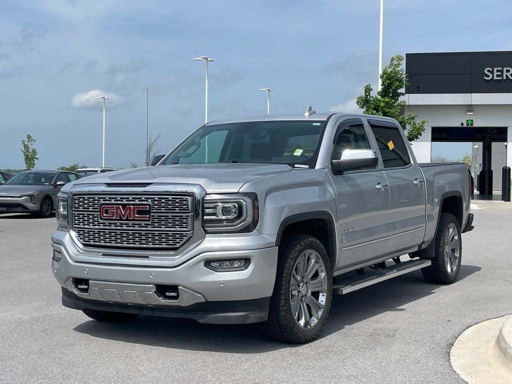 2018 GMC Sierra 1500 Denali - SUNROOF / WIRELESS CHARGING