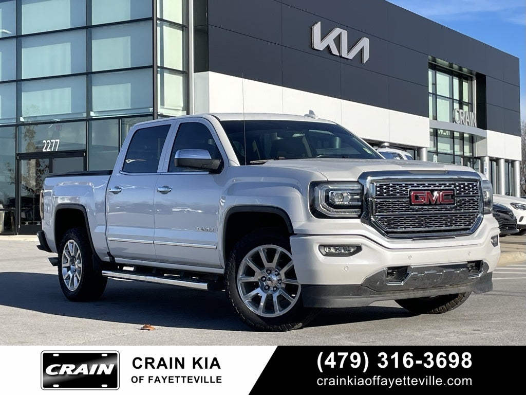 2018 GMC Sierra 1500 Denali - MOONROOF / CLEAN CARFAX