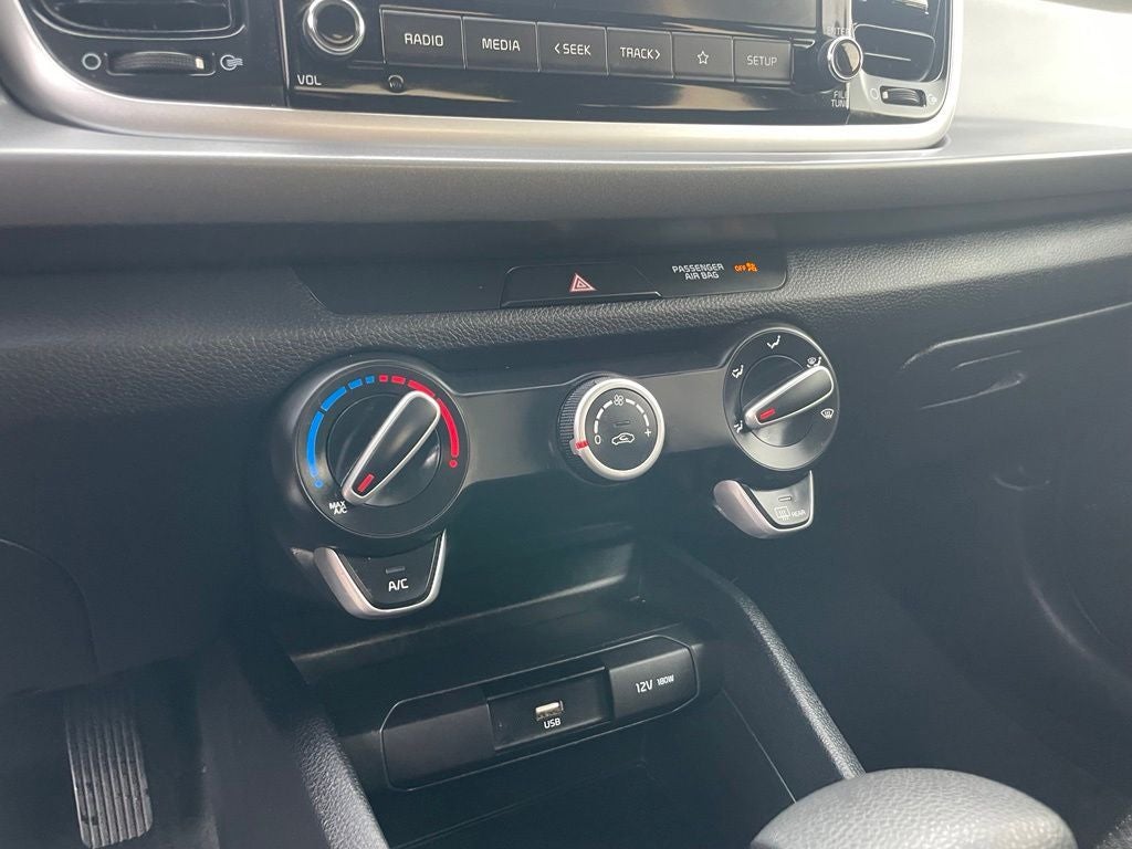 2021 Kia Rio LX - APPLE CARPLAY / CLEAN CARFAX