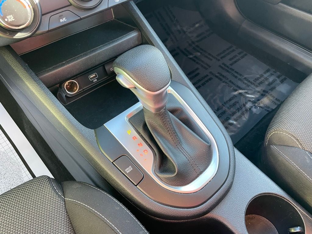 2024 Kia Forte LXS - KIA CERTIFIED / 8 INCH TOUCHSCREEN