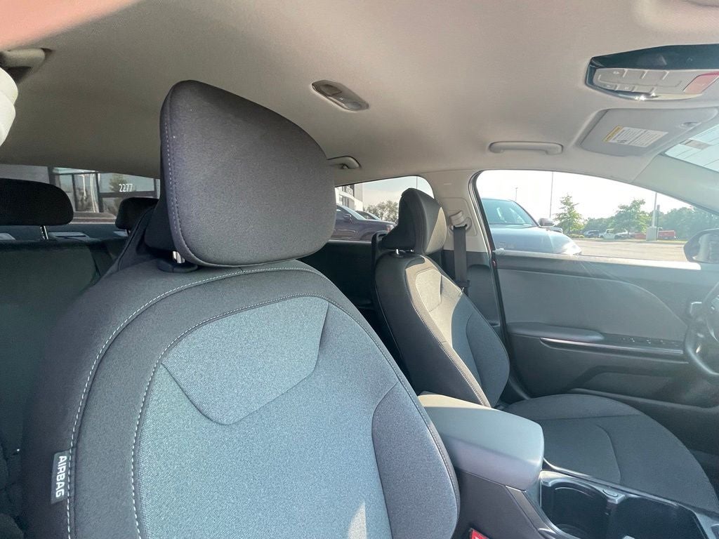 2025 Kia K4 LXS - KIA CERTIFIED / BLIND SPOT ASSIST