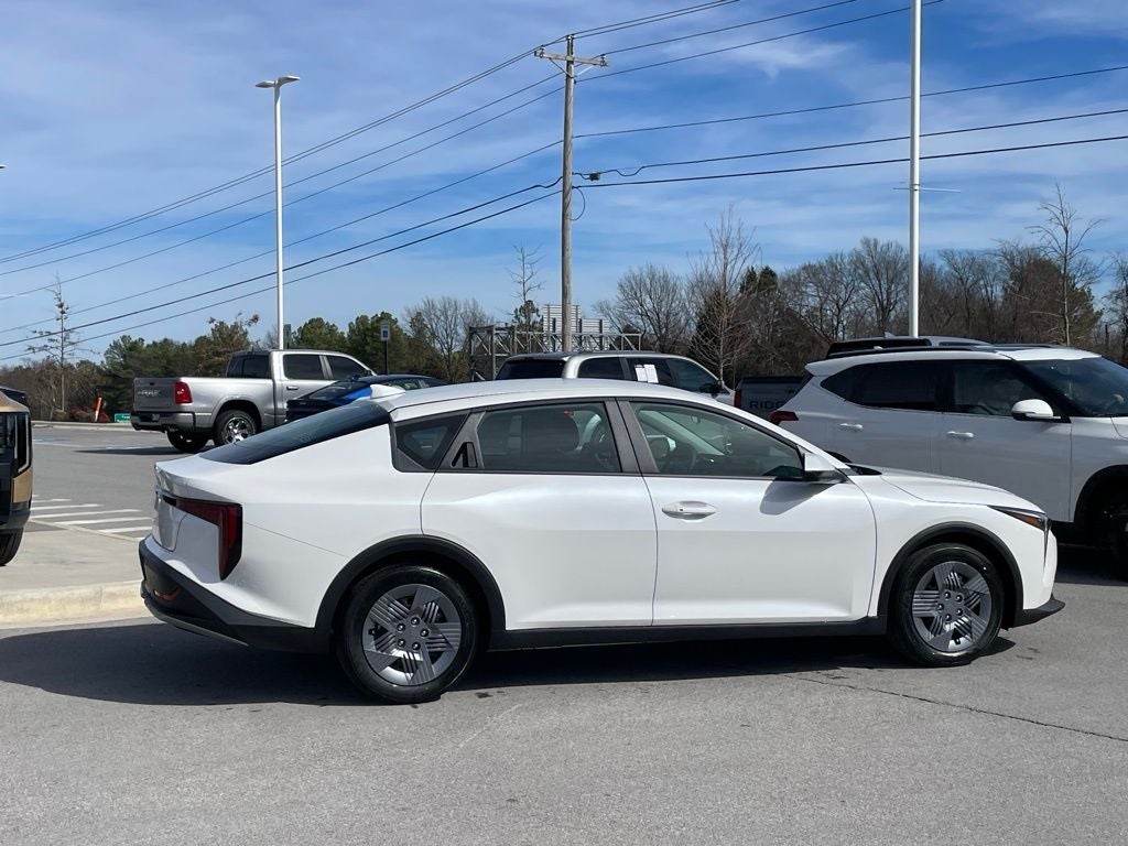 2026 Kia K4 LX