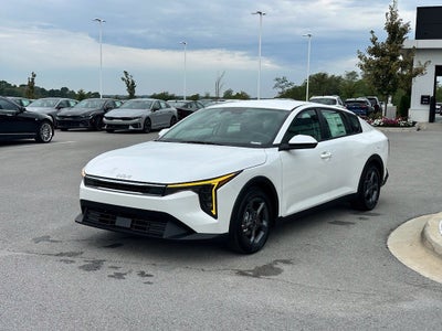 2026 Kia K4 LXS
