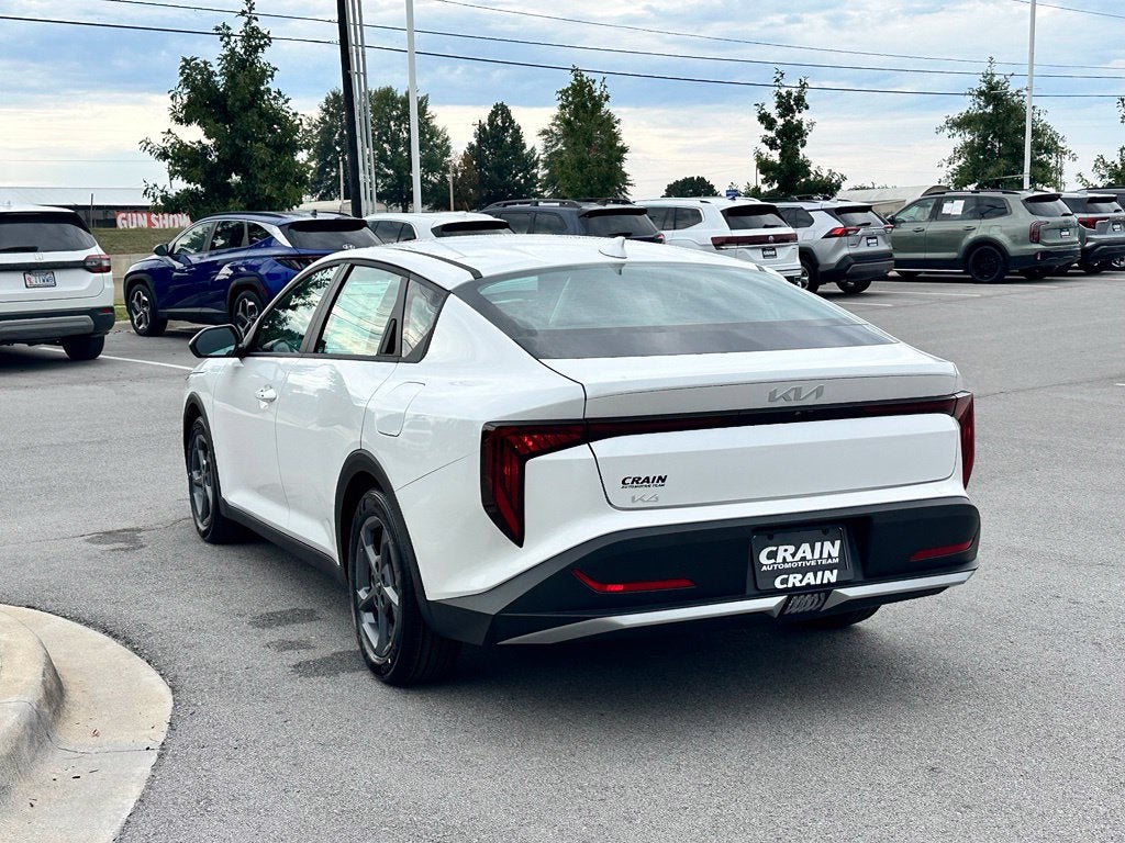 2026 Kia K4 LXS