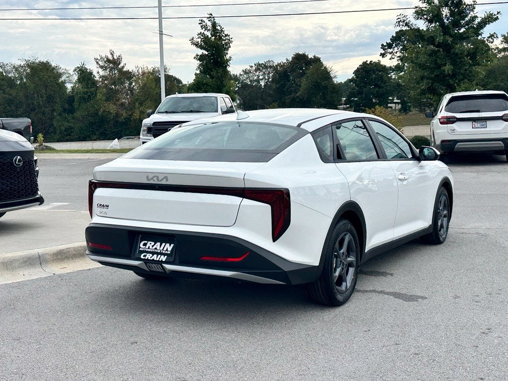 2026 Kia K4 LXS