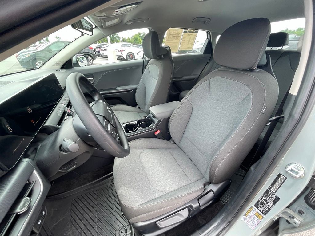 2025 Kia K4 LXS - KIA CERTIFIED / 39 MPG HWY