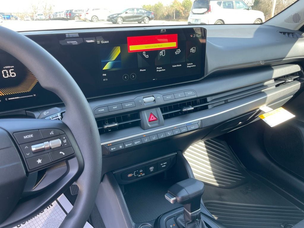2026 Kia K4 LXS
