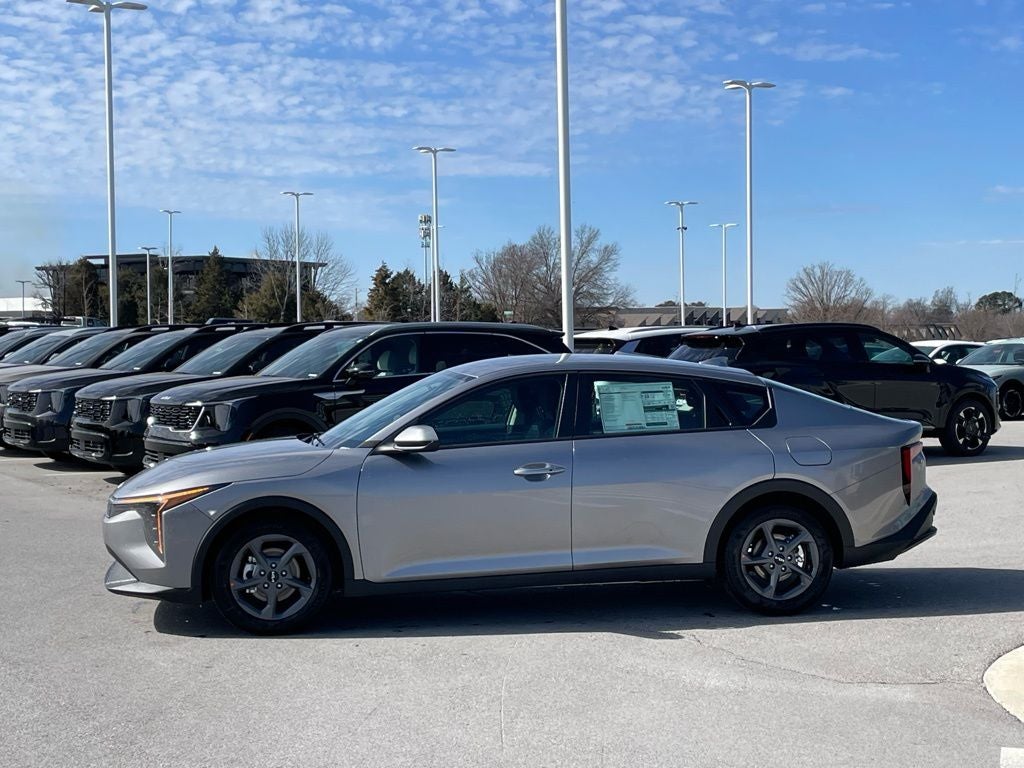 2026 Kia K4 LXS