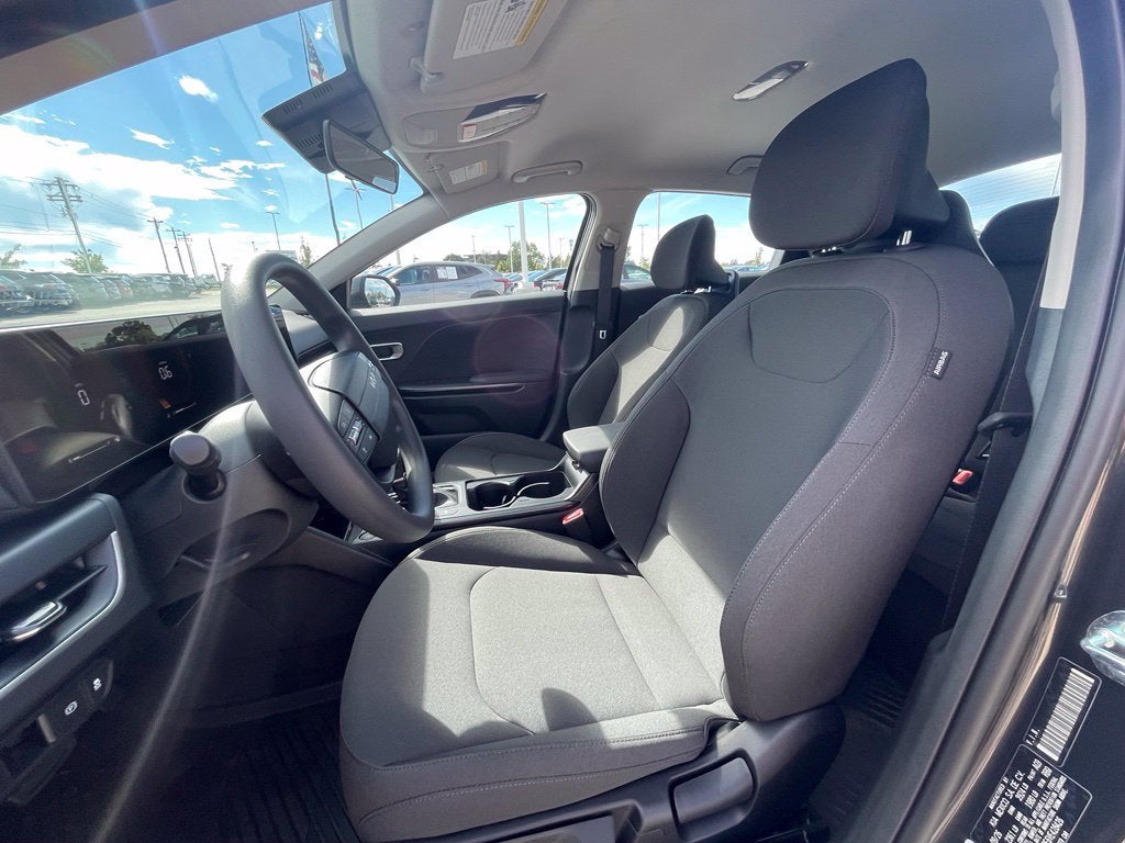 2027 Kia K4 LX