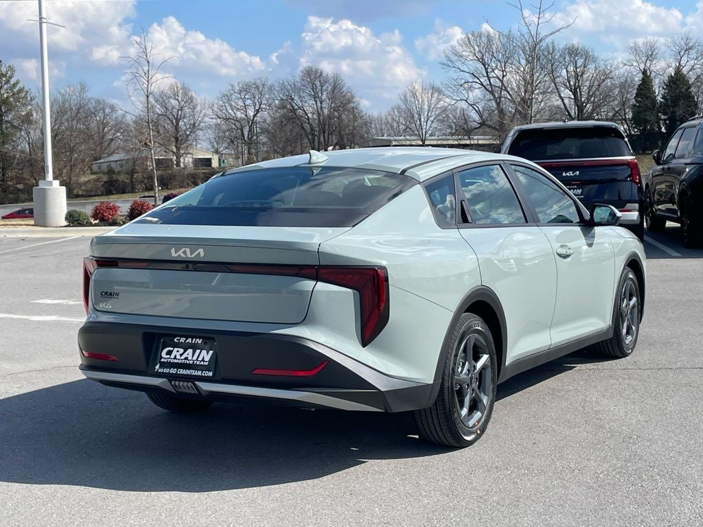 2026 Kia K4 LXS