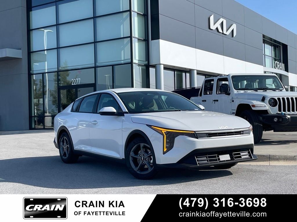 2026 Kia K4 LXS