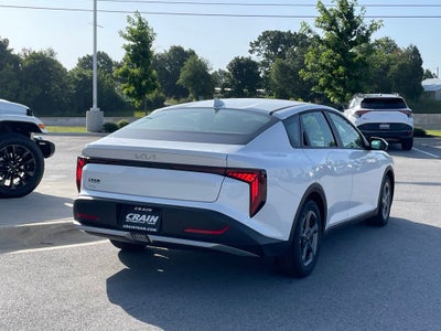 2026 Kia K4 LXS
