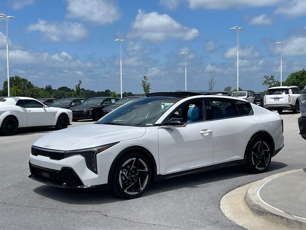 2026 Kia K4 GT-Line