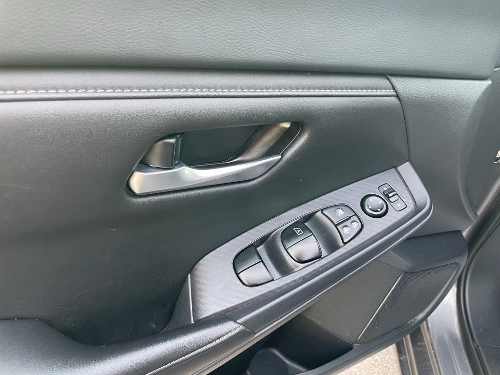 2024 Nissan Sentra SV - 8 INCH TOUCHSCREEN / BLIND SPOT WARNING