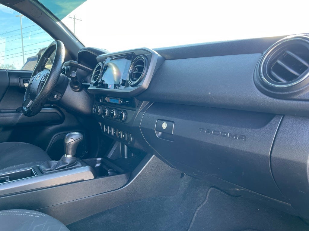 2016 Toyota Tacoma TRD Off-Road V6 - BACKUP CAMERA / BLUETOOTH