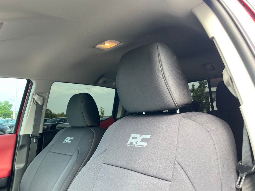 2023 Toyota Tacoma SR5 V6 - APPLE CARPLAY / LANE KEEP ASSIST