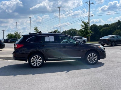 2017 Subaru Outback 2.5i Touring - MEMORY SEATS / CD PLAYER