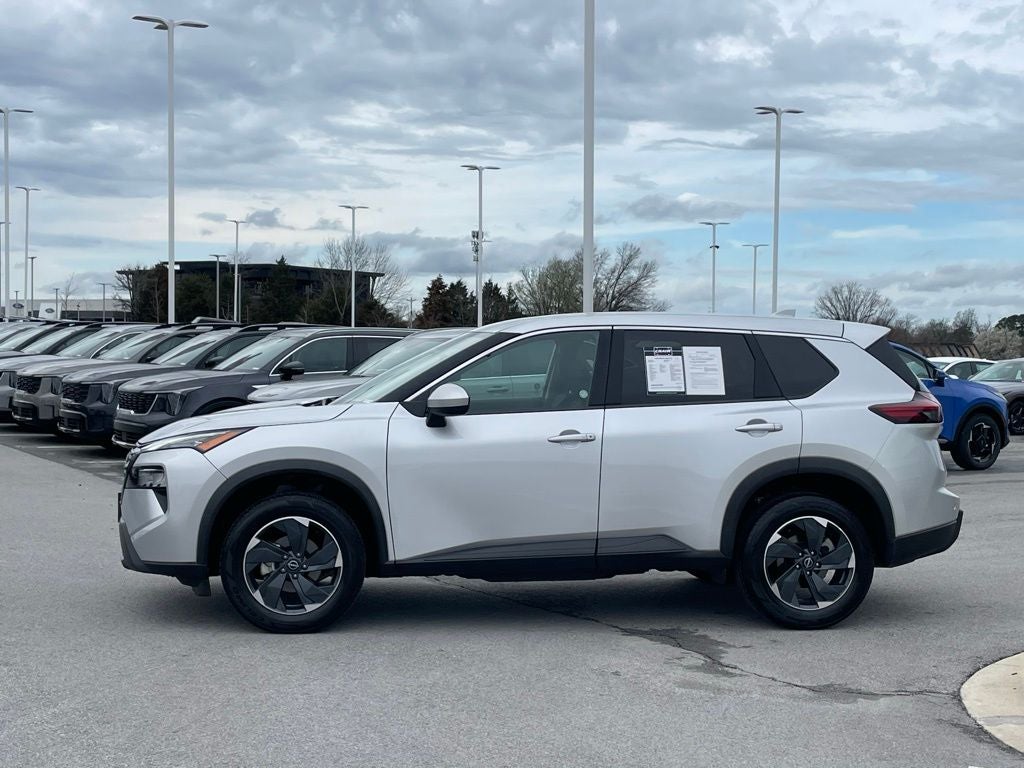 2024 Nissan Rogue SV - REMOTE START / APPLE CARPLAY