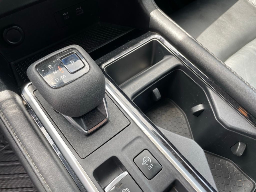 2022 Nissan Pathfinder SL - POWER LIFTGATE / INTELLIGENT CRUISE