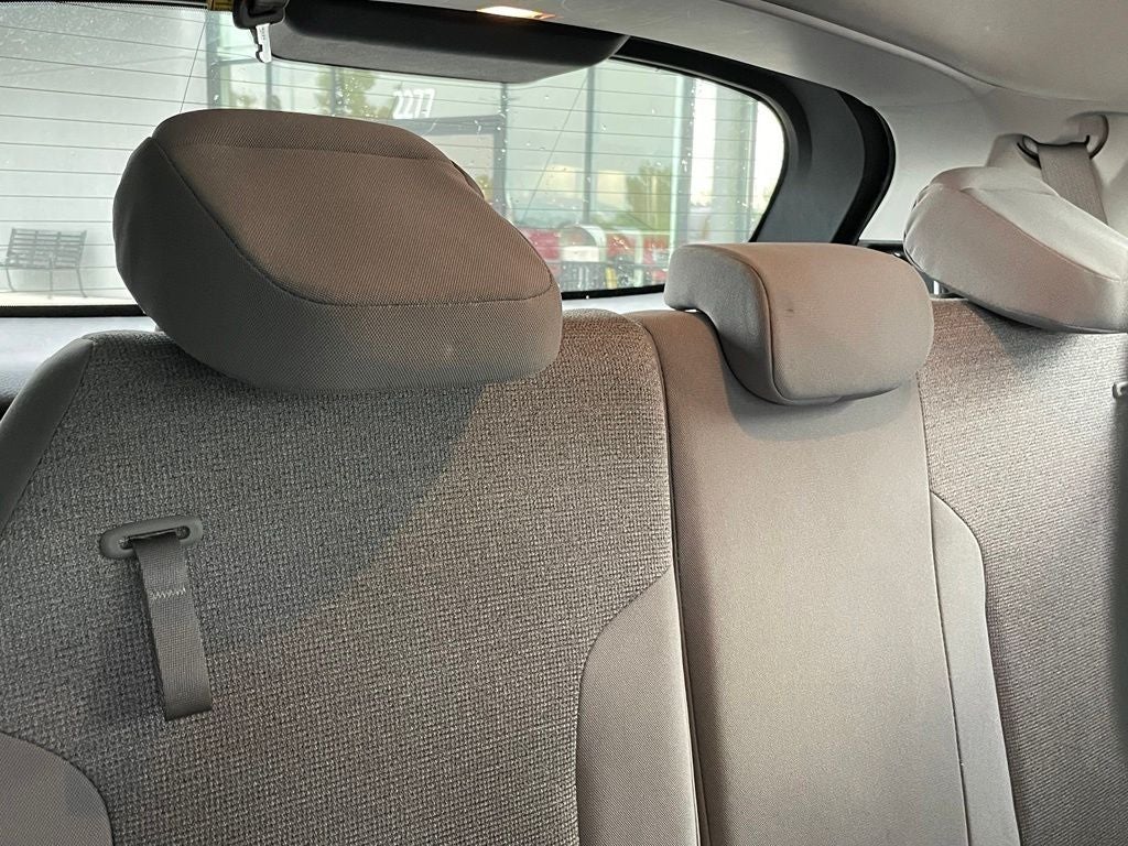 2025 Toyota Sienna LE 8 Passenger - 36 MPG / WIRELESS CARPLAY