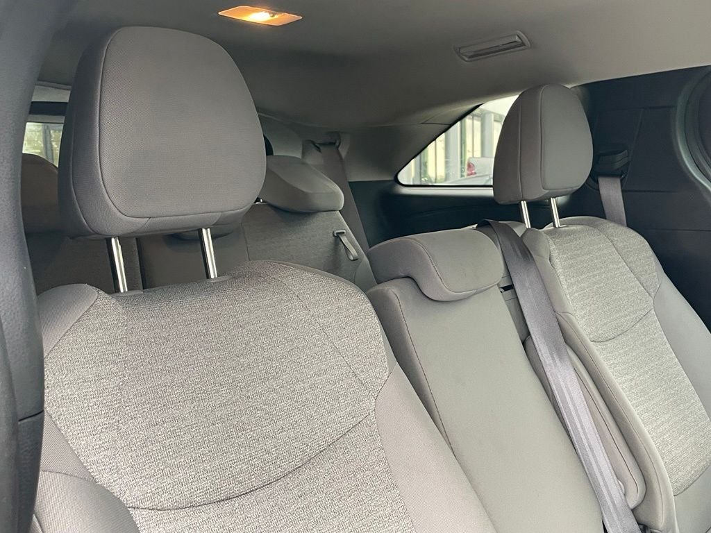 2025 Toyota Sienna LE 8 Passenger - 36 MPG / WIRELESS CARPLAY