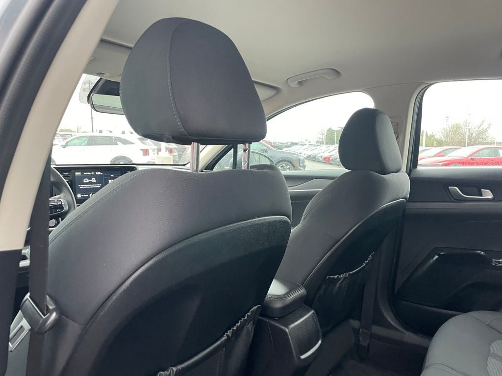 2021 Kia K5 LXS - PUSH BUTTON START / BLIND SPOT AVOIDANCE