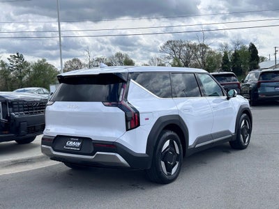 2026 Kia EV9 Light Long Range